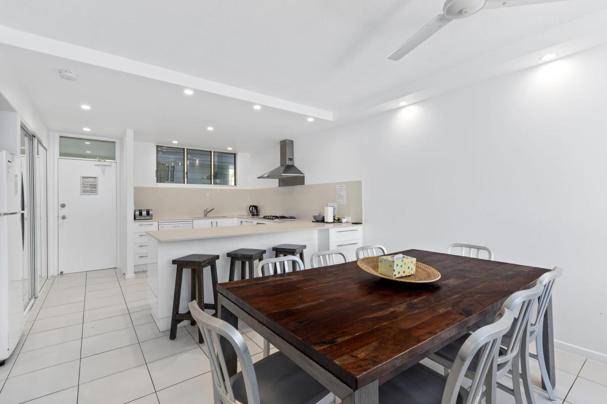 Lagoon Apartments On Hamilton Island By Hiha Bagian luar foto